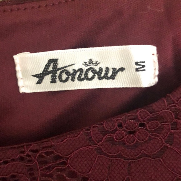 maroon lace dress - Picture 3 of 3